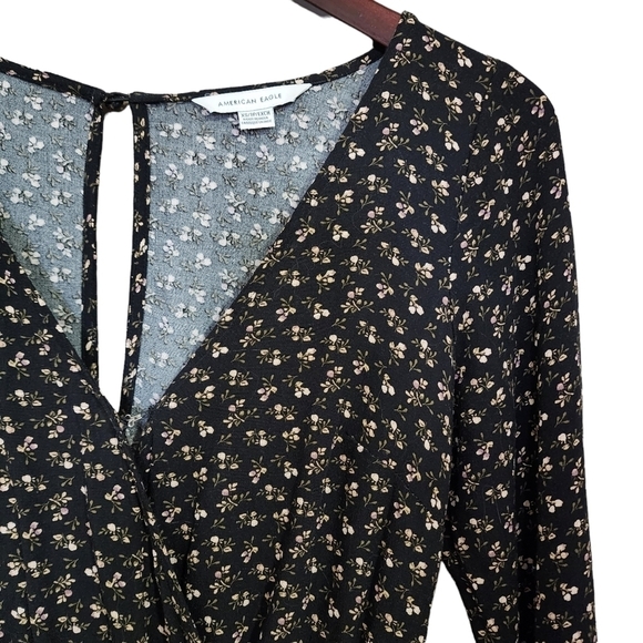American Eagle Floral Romper - XS - Picture 2 of 5